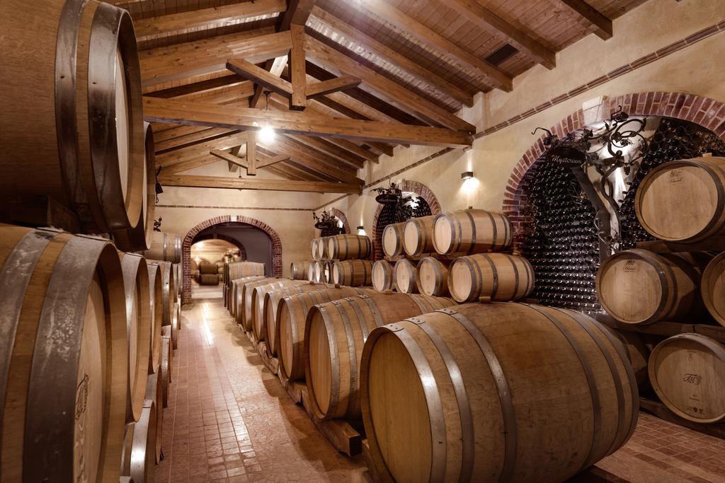 Tenuta Montemagno Relais & Wines Exterior foto